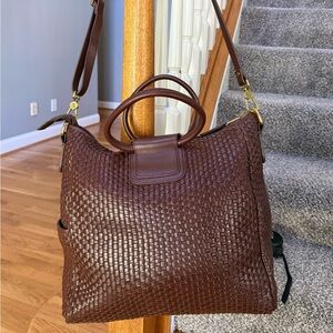 Elegant Brown Woven Shoulder Bag